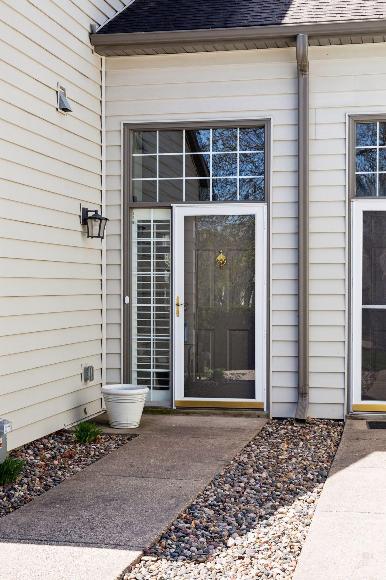 2499 Lockwood Drive #61, Mendota Heights, Minnesota image 8