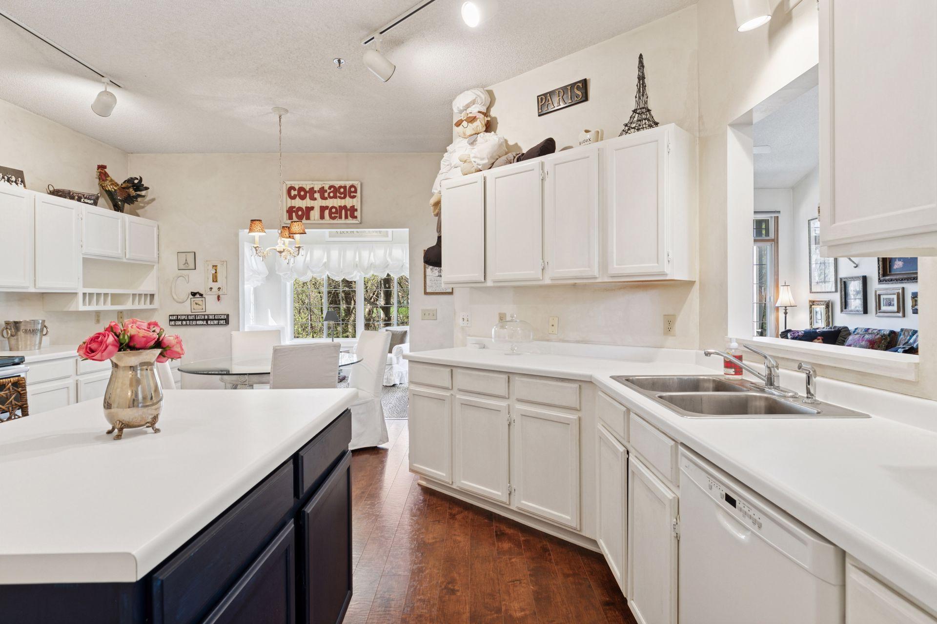 2499 Lockwood Drive #61, Mendota Heights, Minnesota image 12