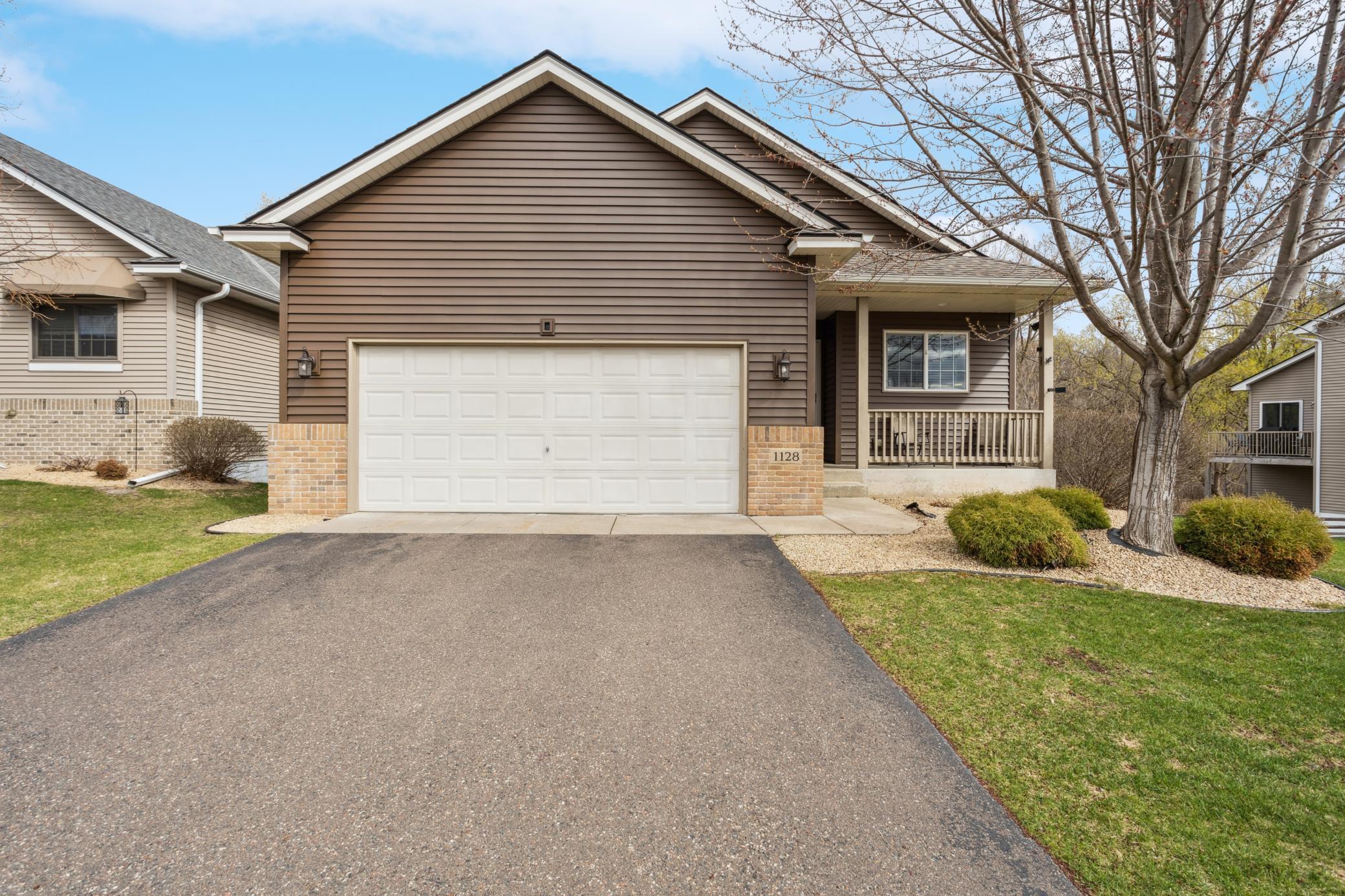 1128 Beaver Creek Parkway, Saint Paul, Minnesota image 1
