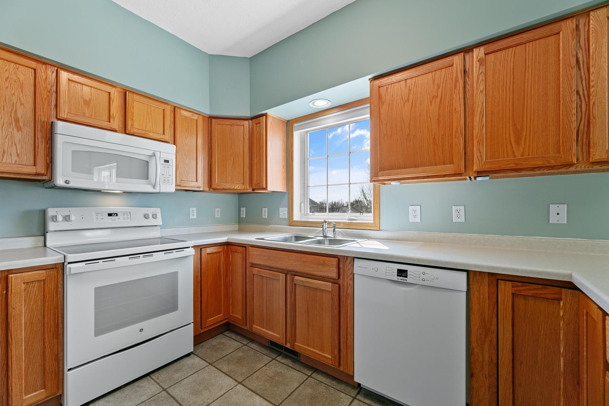 114123 Hundertmark Road, Chaska, Minnesota image 11
