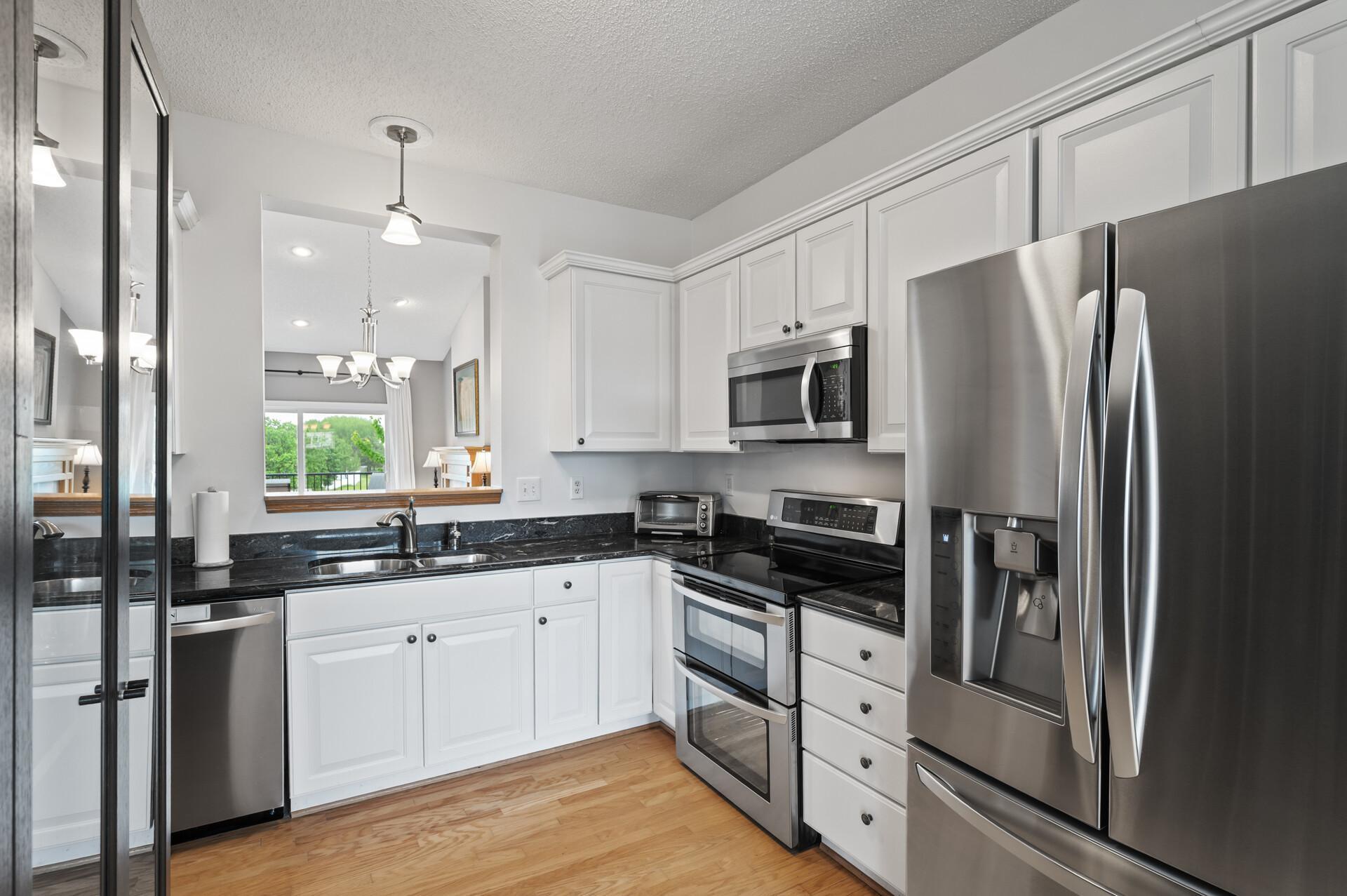 8508 Kirkwood Lane, Maple Grove, Minnesota image 18