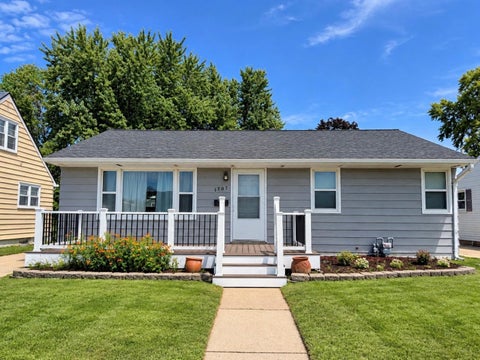 Homes For Sale - 1707 4th Avenue<br/> Mower County, Austin, MN 55912