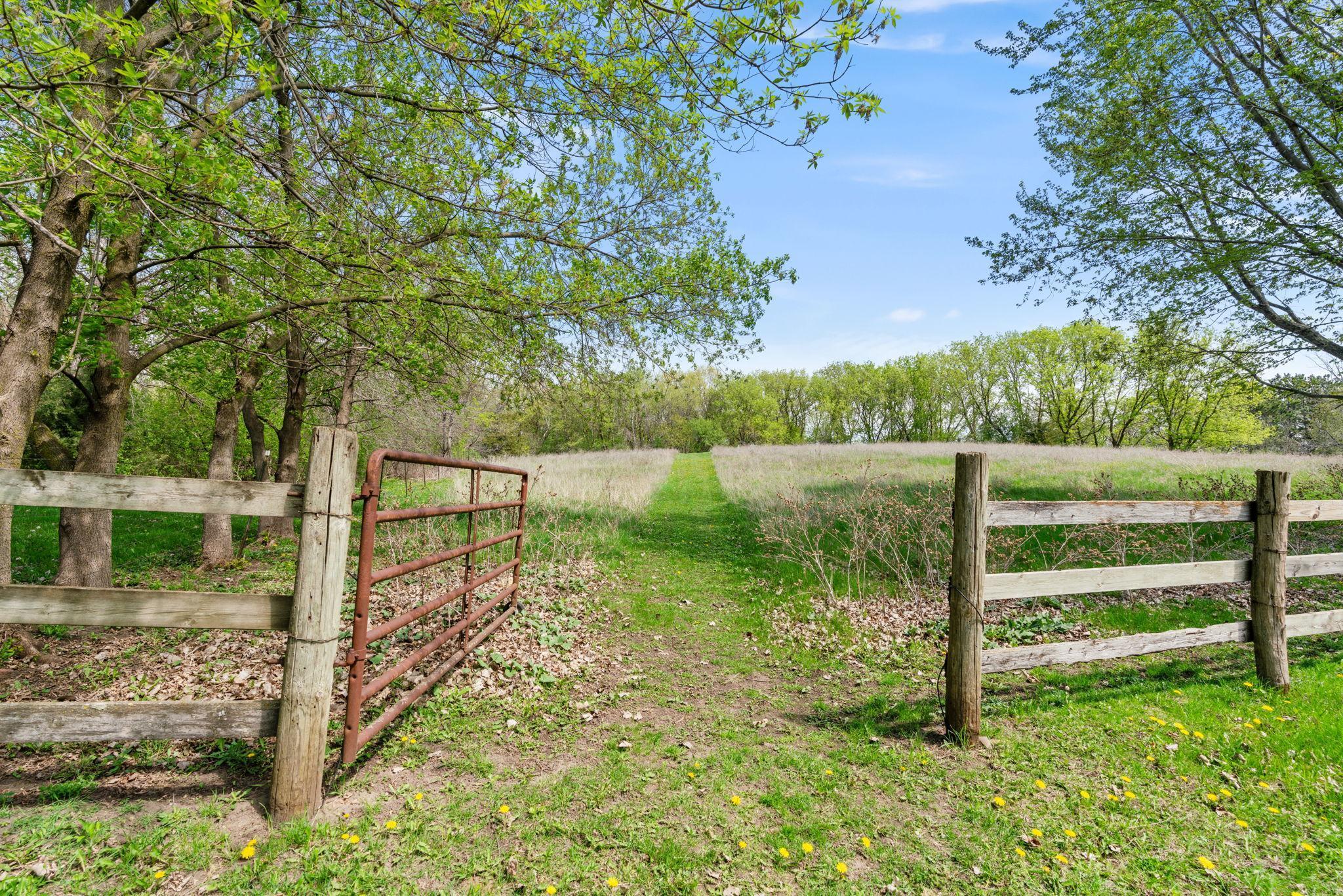 678 Baker Road, Hudson, Wisconsin image 35