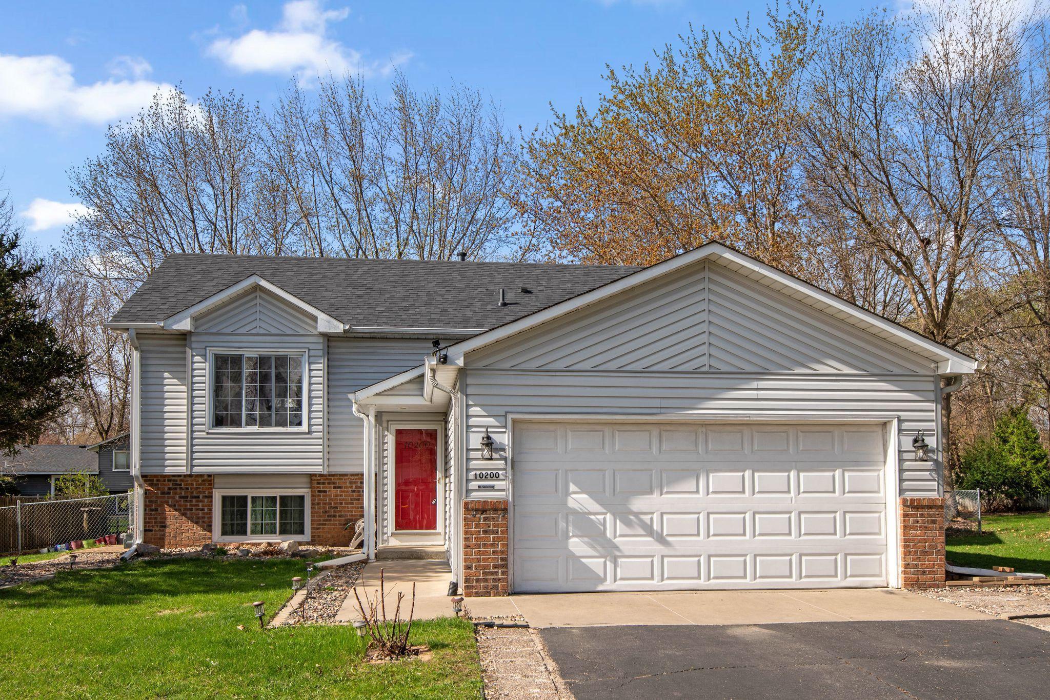 10200 Upper 205th Street, Lakeville, Minnesota image 1