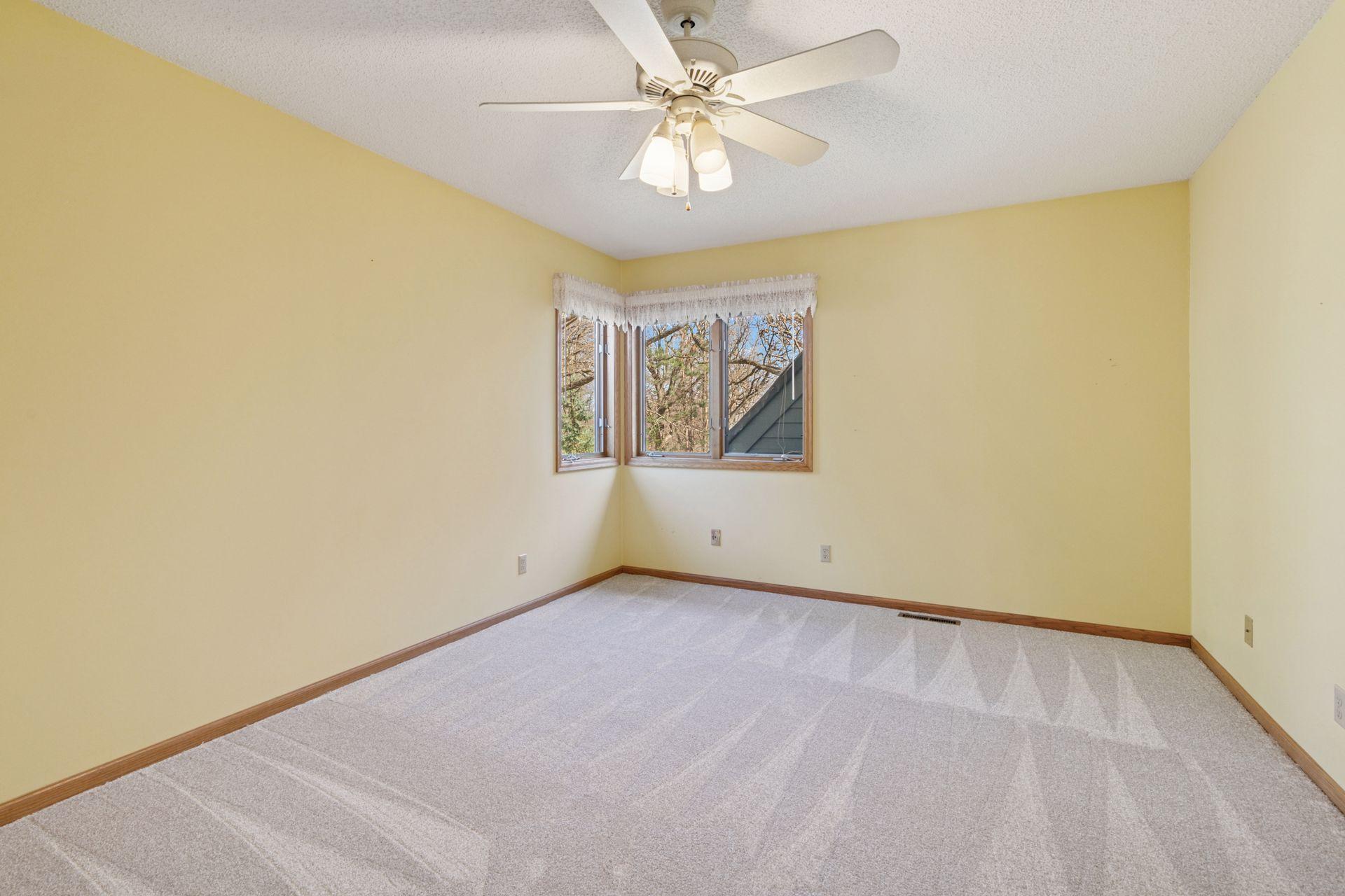 13217 Longview Drive, Burnsville, Minnesota image 43
