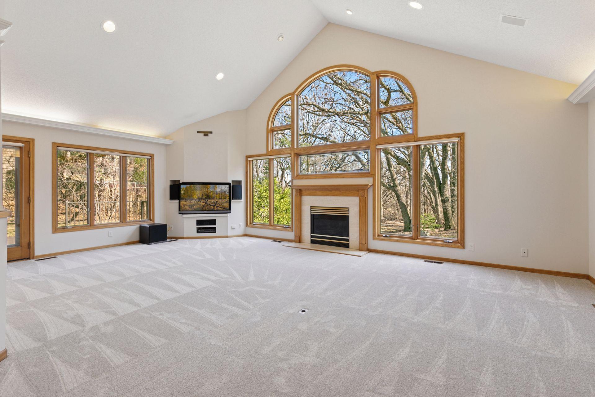 13217 Longview Drive, Burnsville, Minnesota image 14