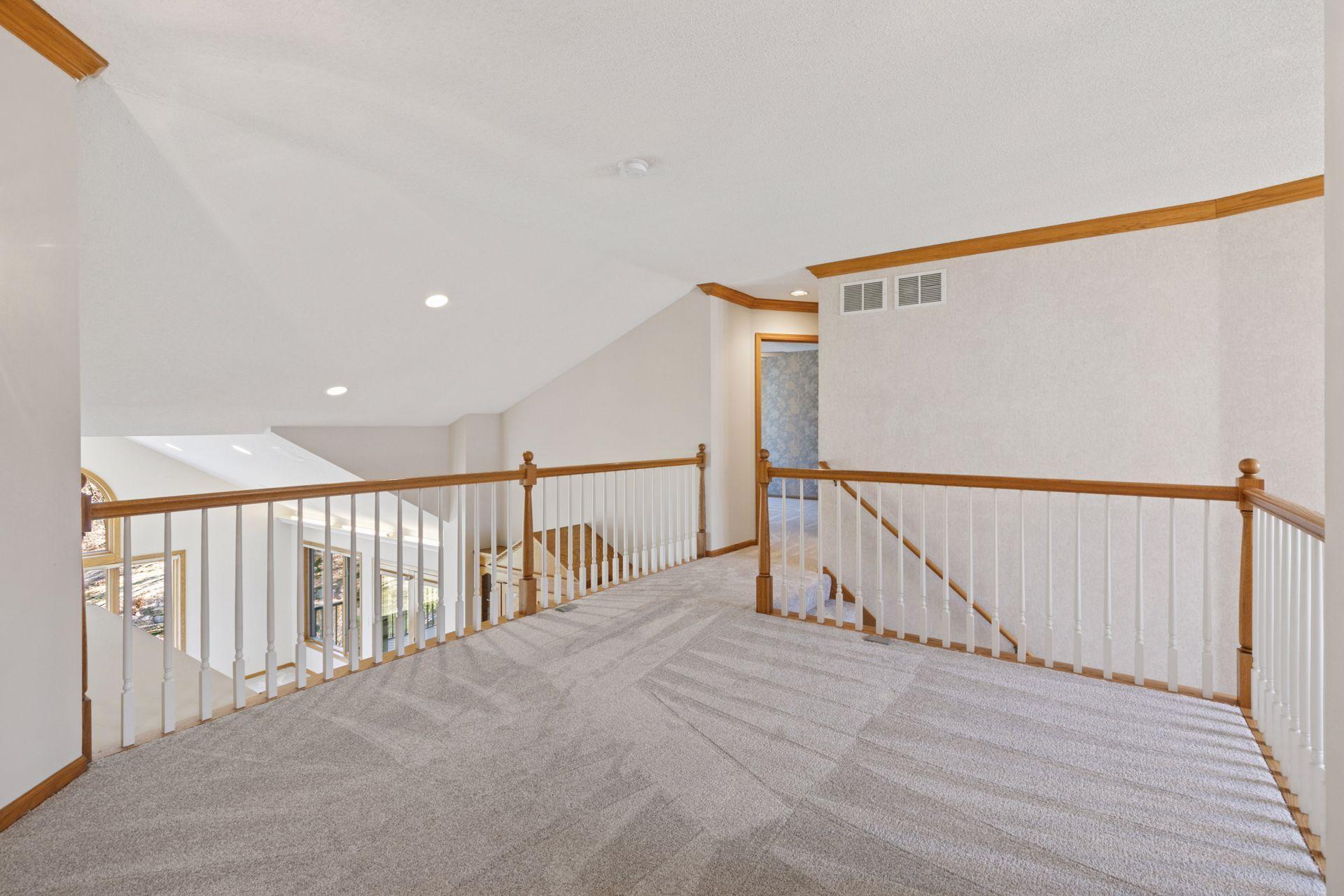 13217 Longview Drive, Burnsville, Minnesota image 38
