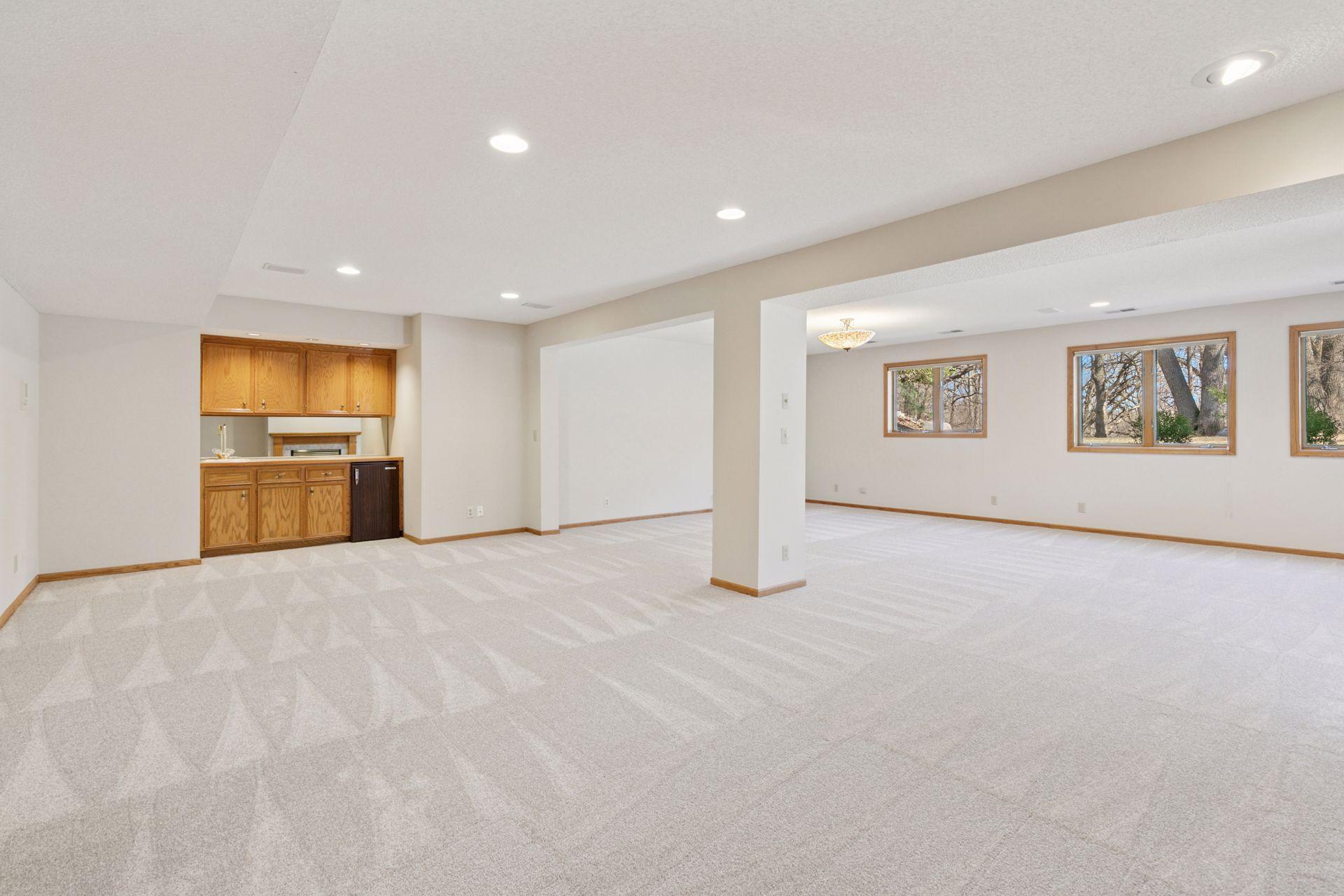 13217 Longview Drive, Burnsville, Minnesota image 47