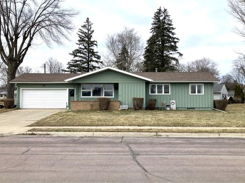 Homes For Sale - 1304 S State Street<br/> Fairmont, MN 56031