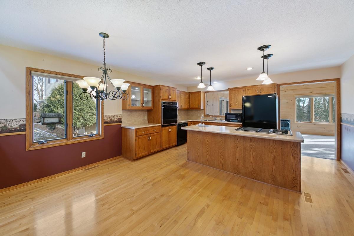 5520 Basswood Circle, Rockford, Minnesota image 4