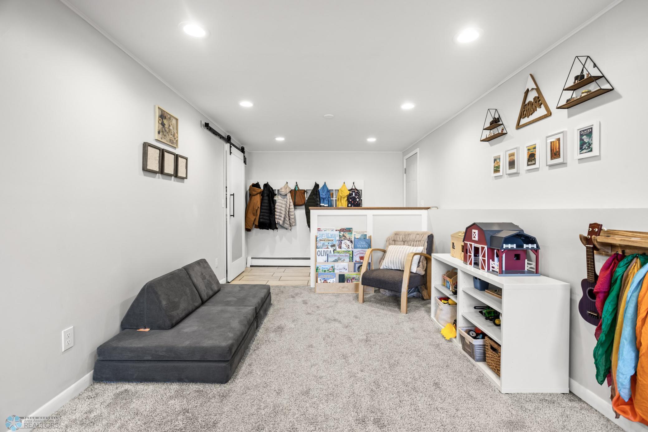 2408 13th Street, Moorhead, Minnesota image 37