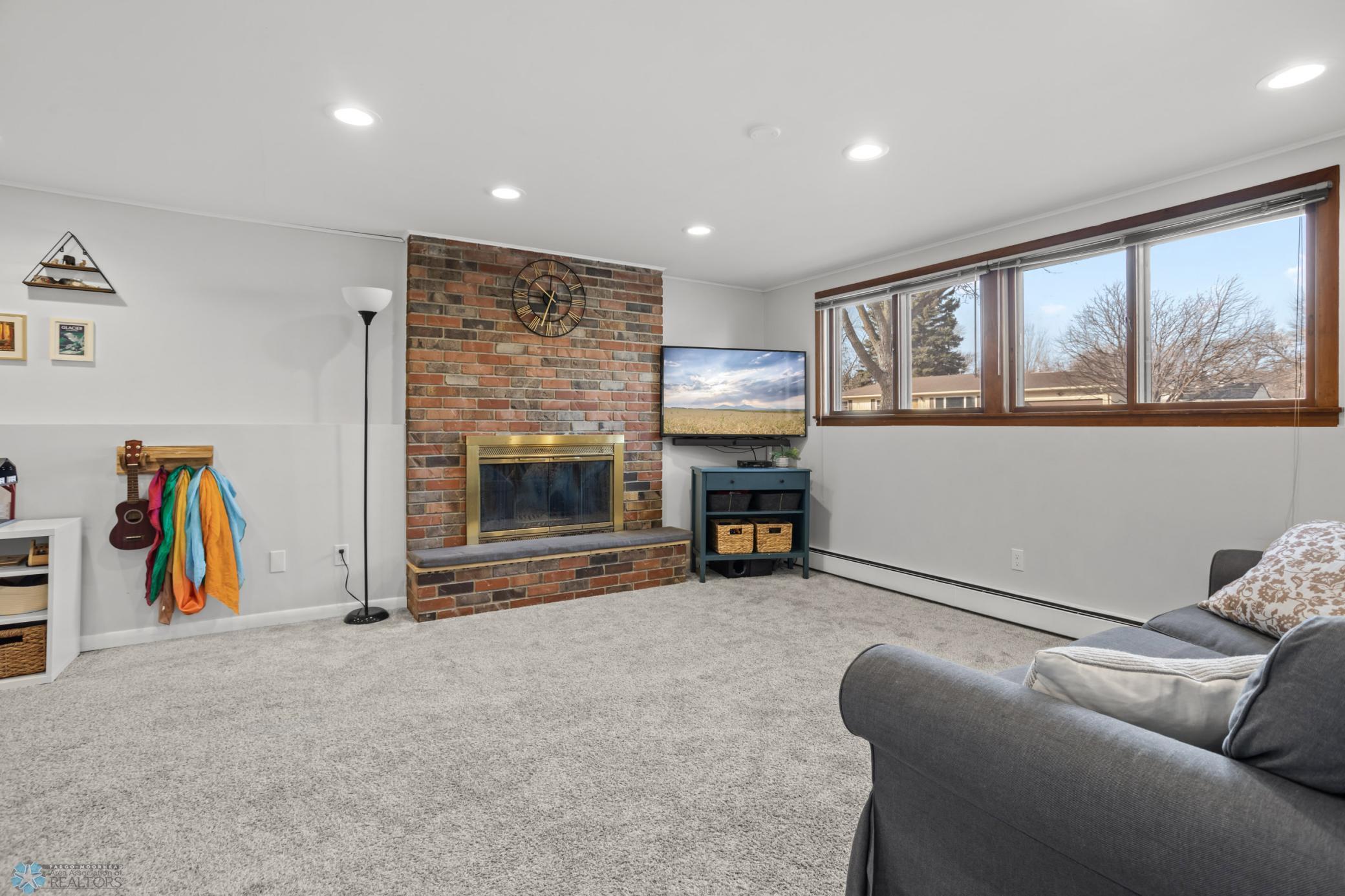 2408 13th Street, Moorhead, Minnesota image 33