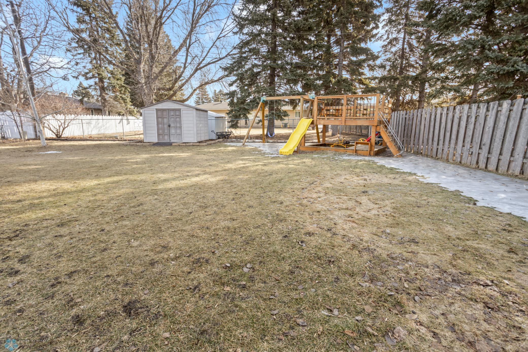 2408 13th Street, Moorhead, Minnesota image 49