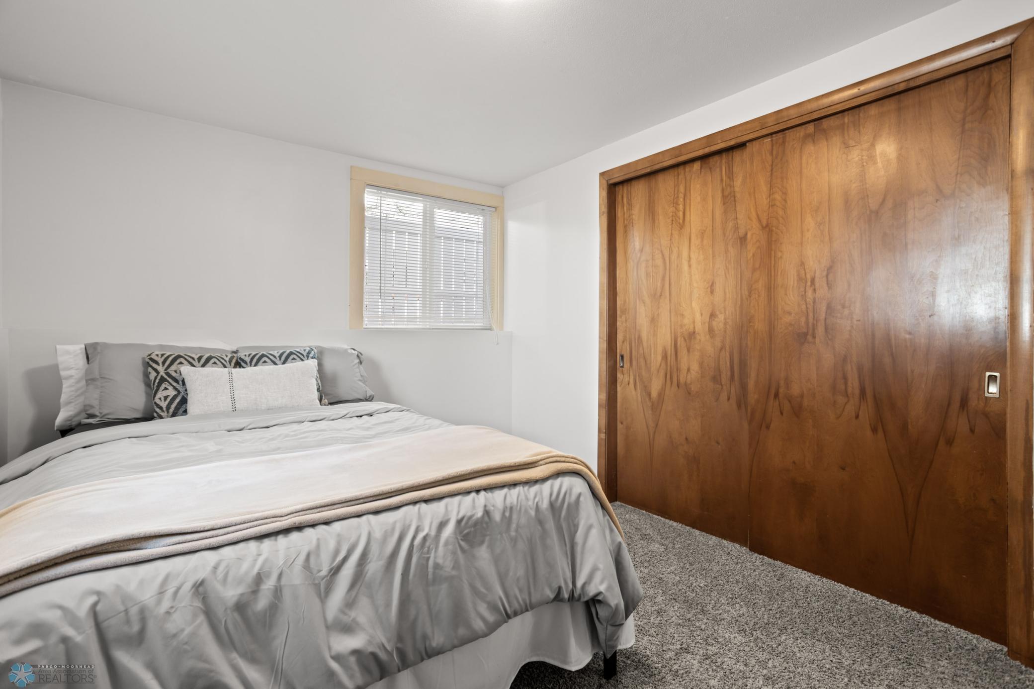 2408 13th Street, Moorhead, Minnesota image 23