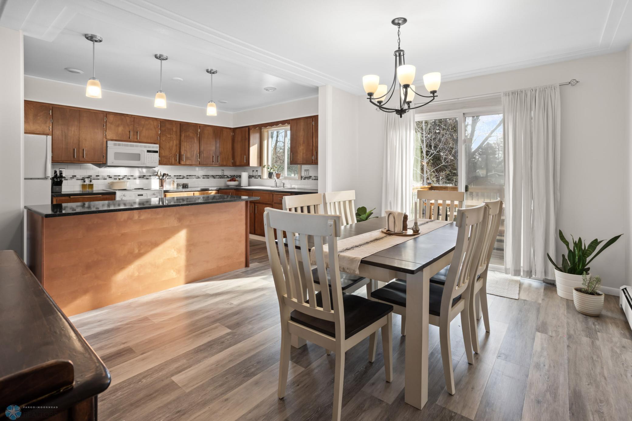 2408 13th Street, Moorhead, Minnesota image 6