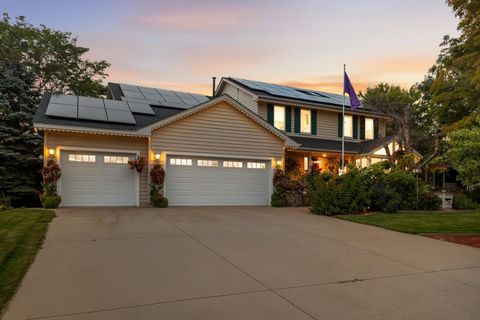 Homes For Sale - 17704 Icon Trail<br/> Dakota County, Lakeville, MN 55044