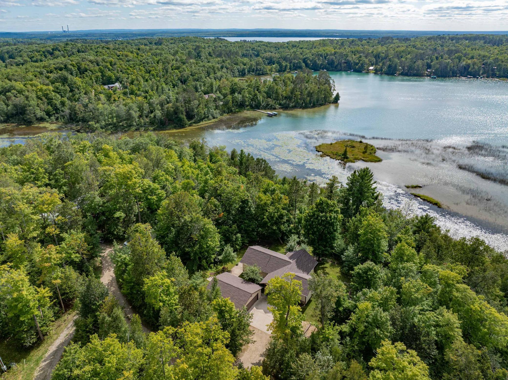 33627 Deer Lake Lane, Grand Rapids, Minnesota image 3