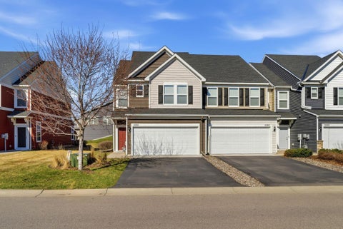 Townhouse For Sale - 5581 Yucca Lane<br/> Minneapolis, MN 55446
