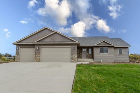 Homes For Sale - 4825 Chainview Drive<br/> Alexandria, MN 56308