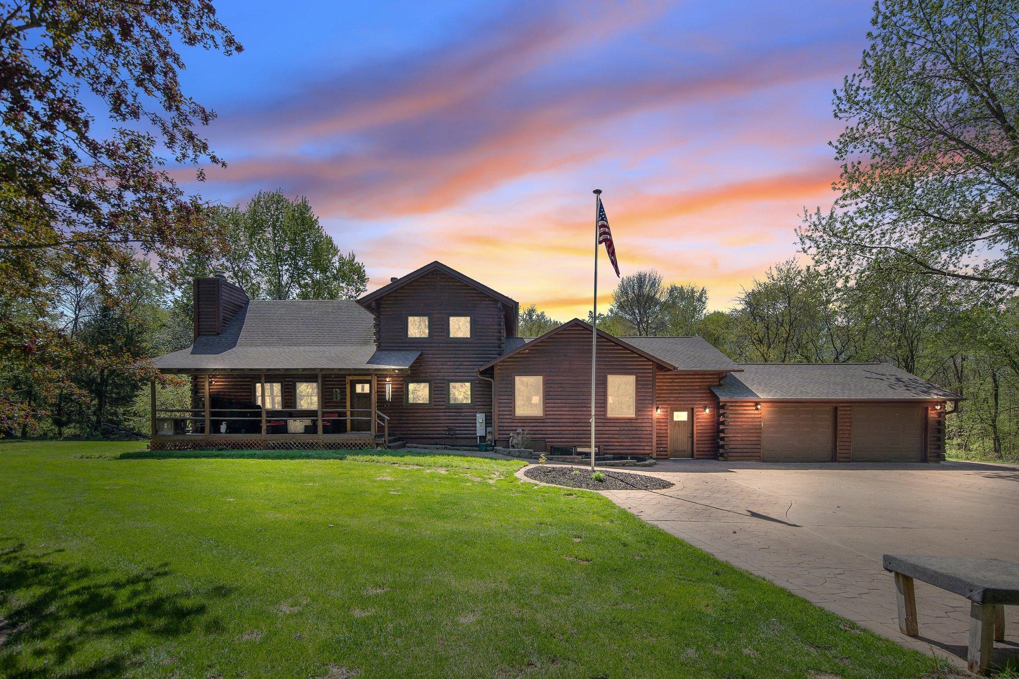 4076 189th Lane, Oak Grove, Minnesota image 1
