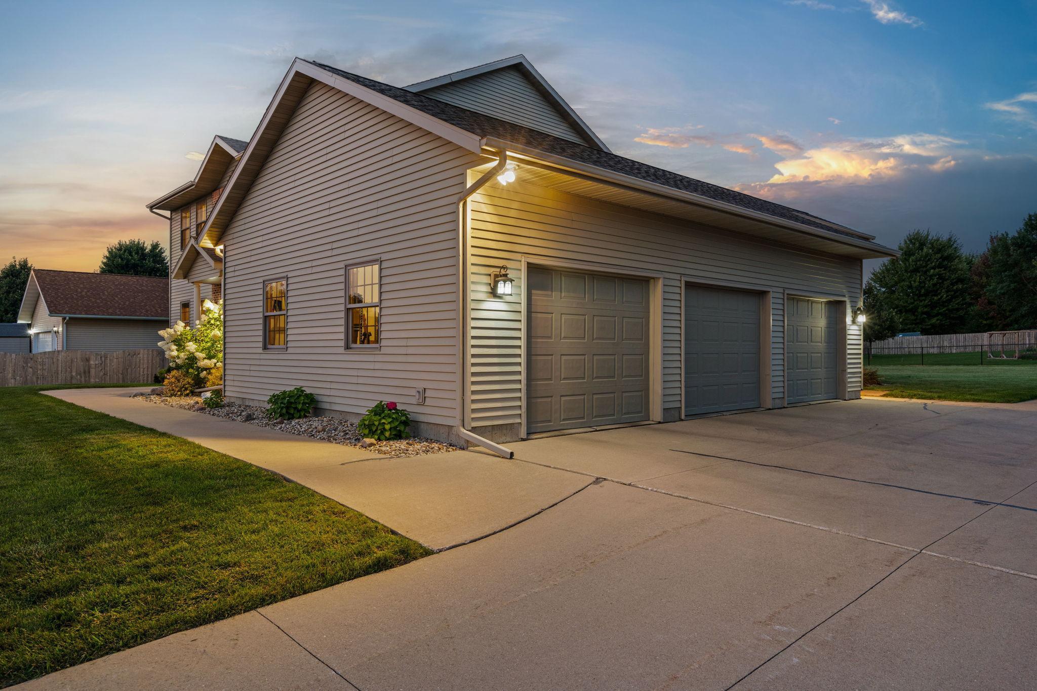 1003 27th Street, Austin, Minnesota image 17