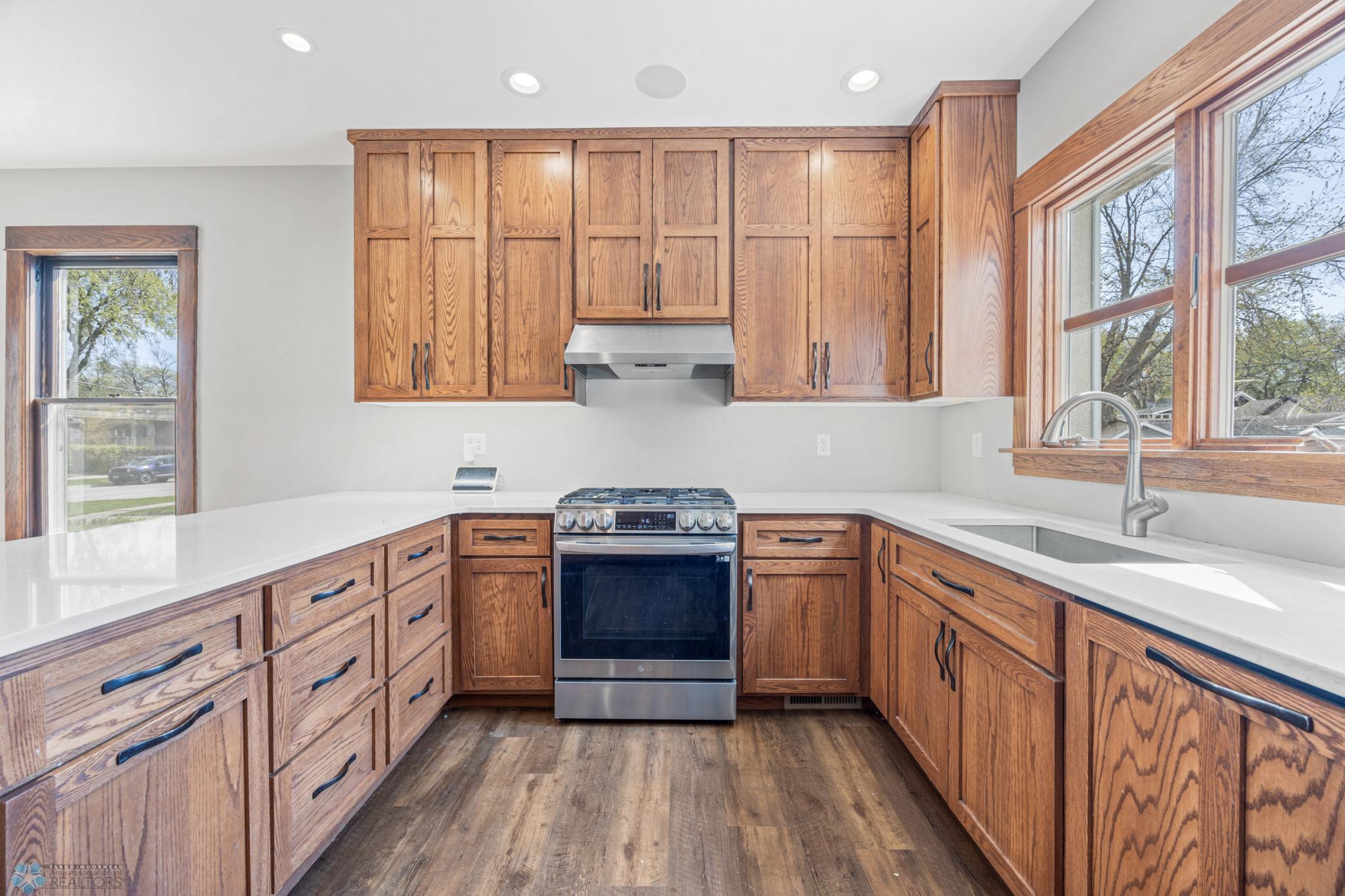 1524 5th Avenue, Fargo, North Dakota image 15