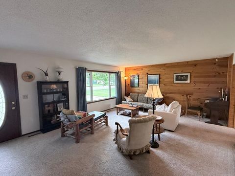 Homes For Sale - 308 Sunset Avenue<br/> Detroit Lakes, MN 56501