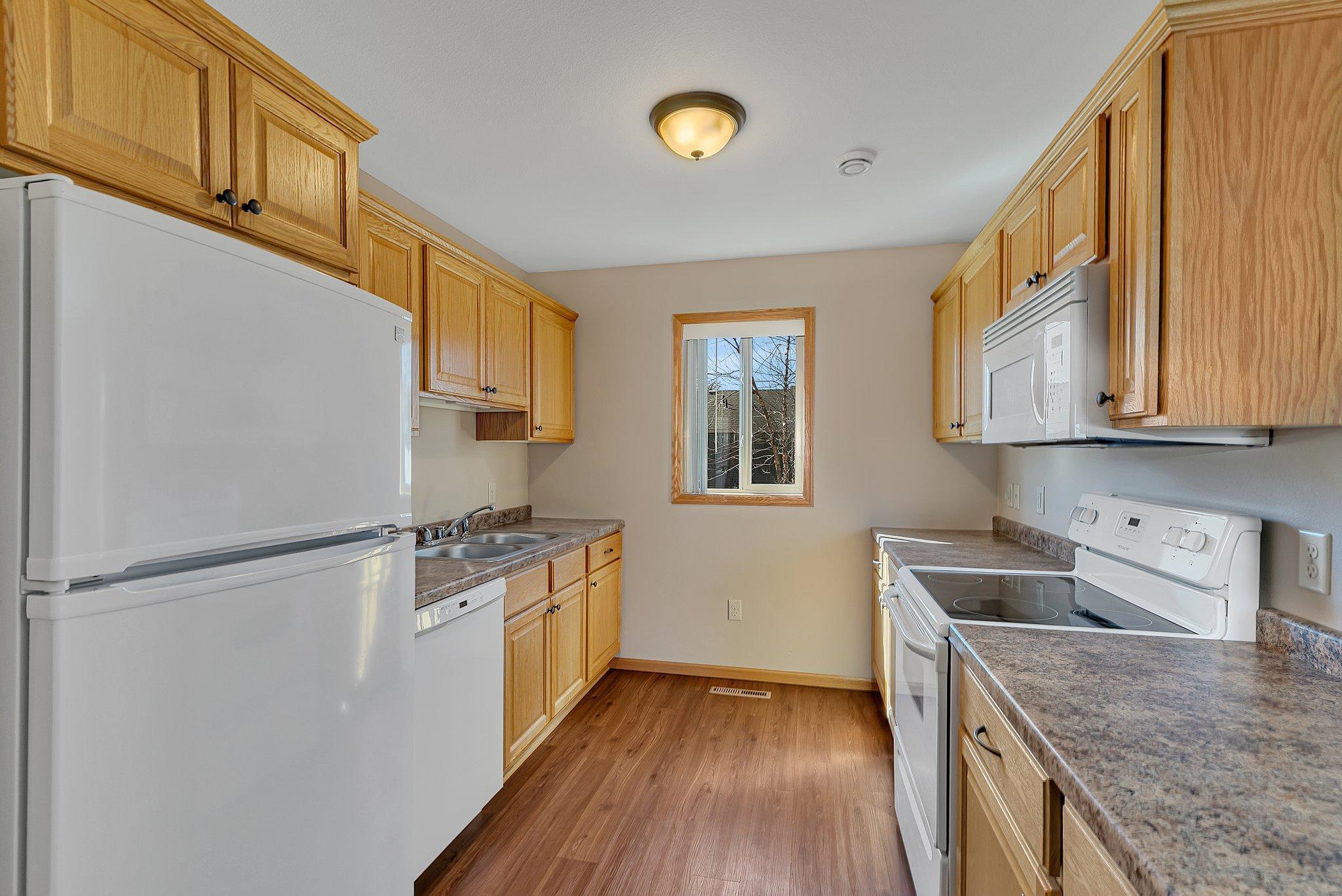 609 Cottonwood Avenue, Litchfield, Minnesota image 7