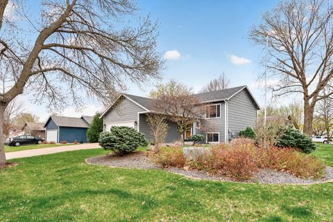 Homes For Sale - 7009 110th Avenue<br/> Hennepin County, Champlin, MN 55316
