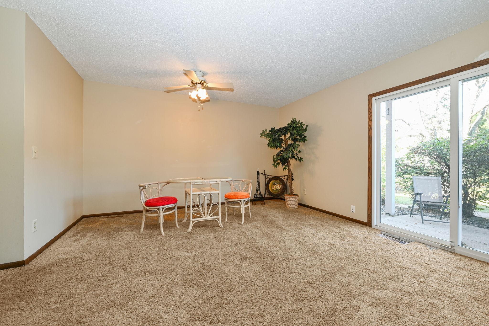 6337 Alderwood Circle #A, Woodbury, Minnesota image 3