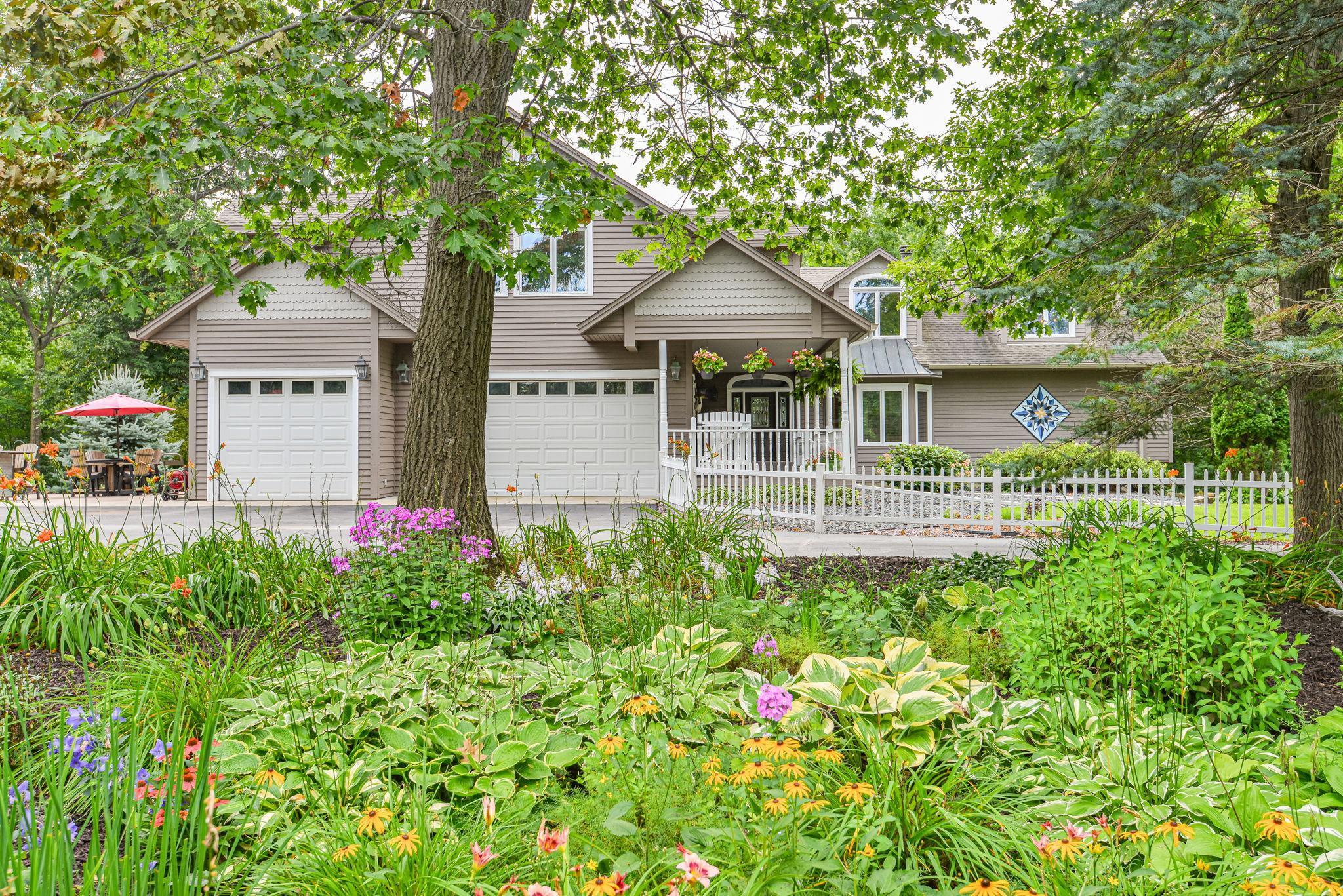 10069 Stacy Trail, Chisago City, Minnesota image 3