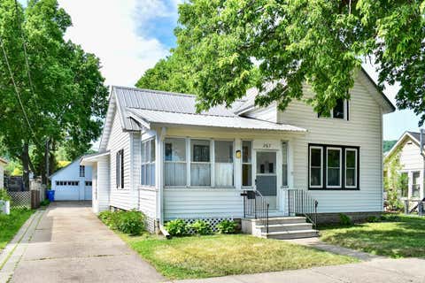 Homes For Sale - 267 W Mill Street<br/> Winona County, Winona, MN 55987