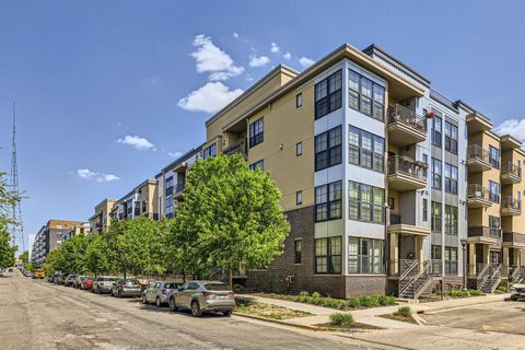 Condo For Sale - 820 Emerald Street<br/> Ramsey County, Saint Paul, MN 55114