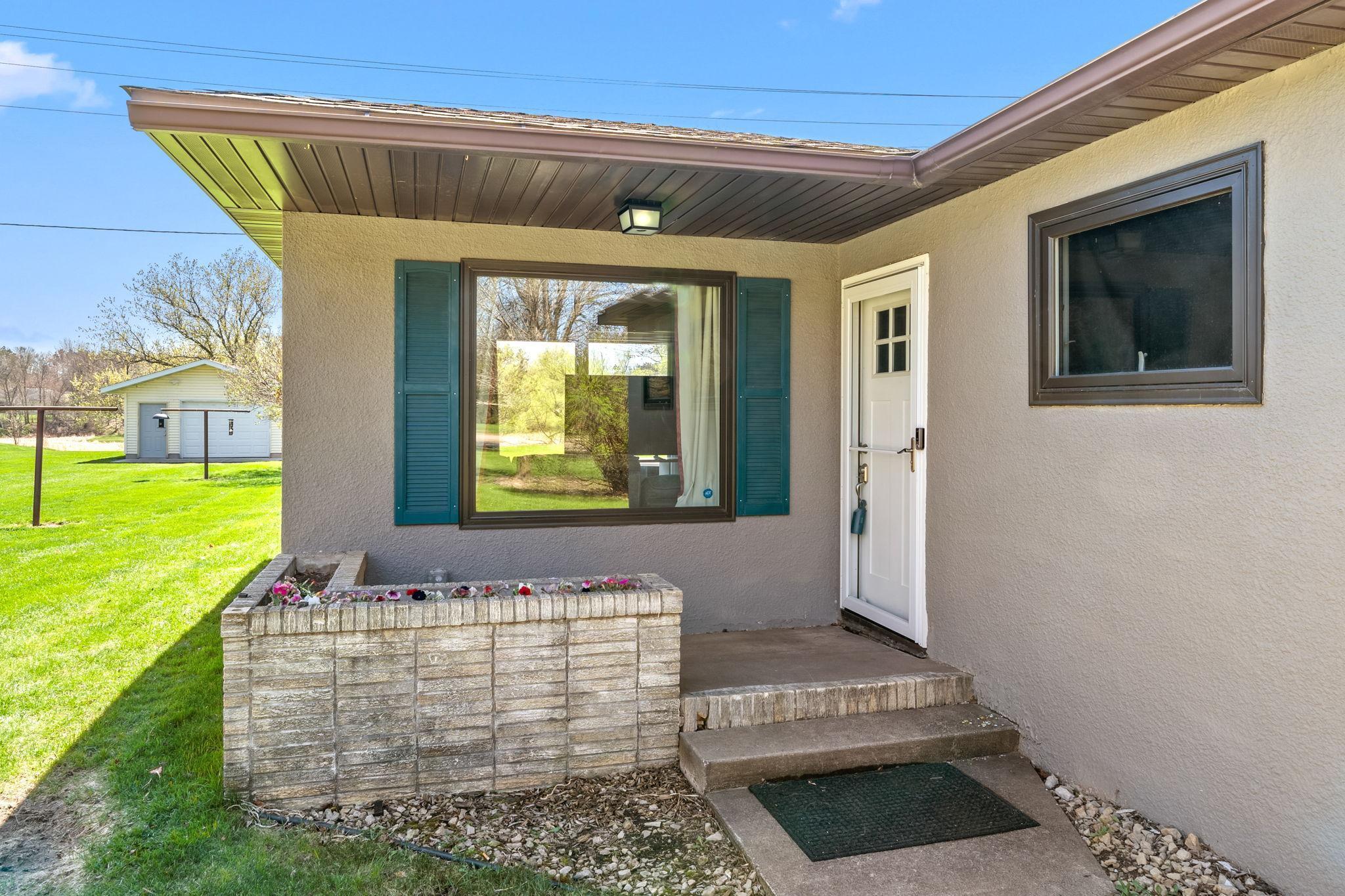 830 W 4th Street, Rush City, Minnesota image 3