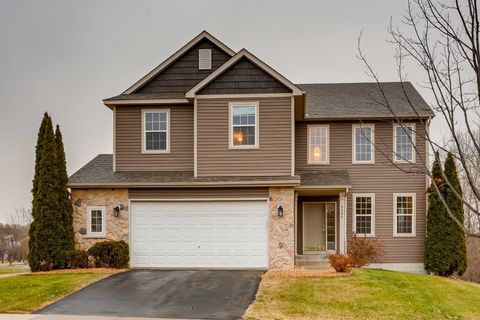 Homes For Rent - 7586 Inland Lane<br/> Maple Grove, MN 55311