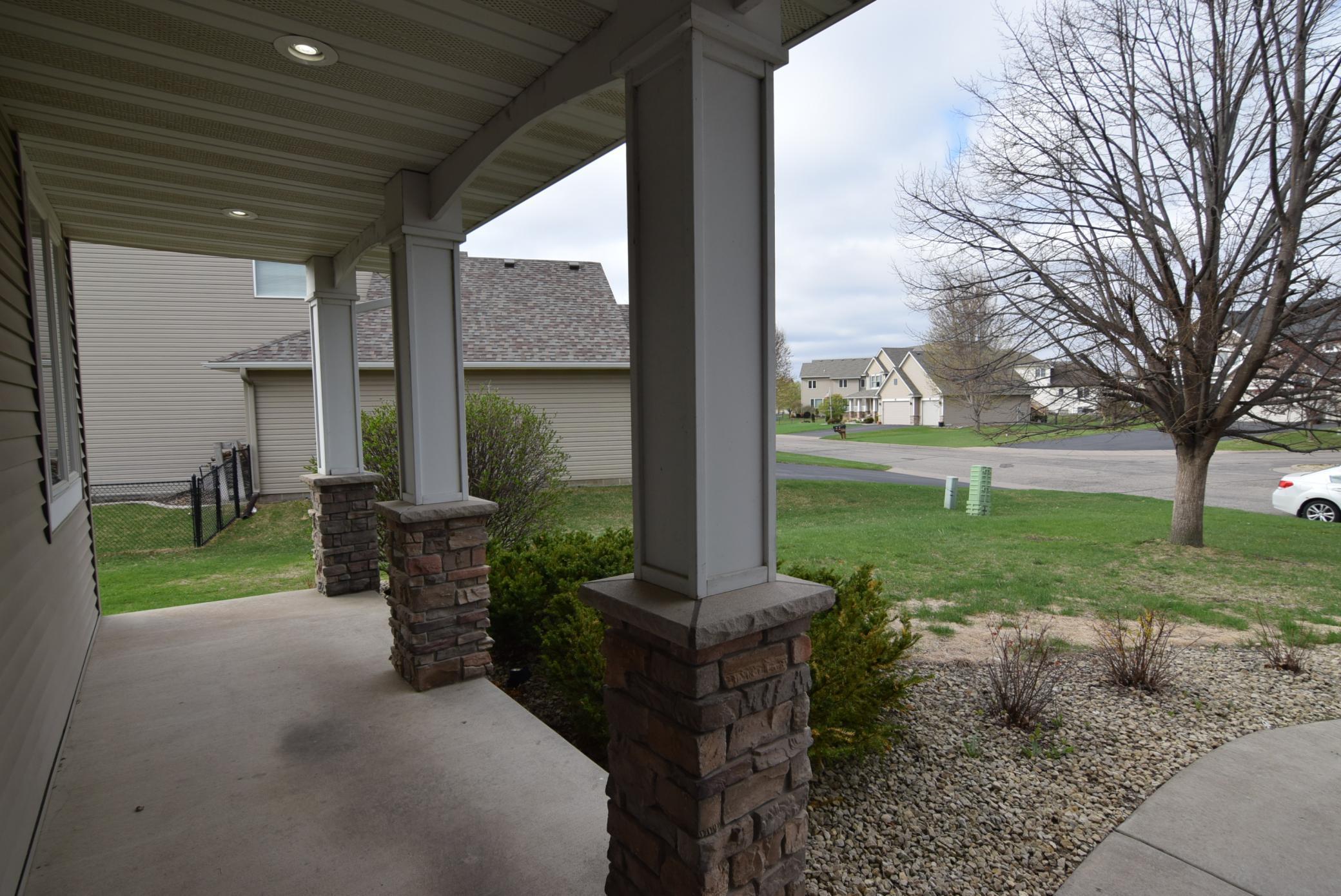 9521 Dunes Court, Cottage Grove, Minnesota image 2
