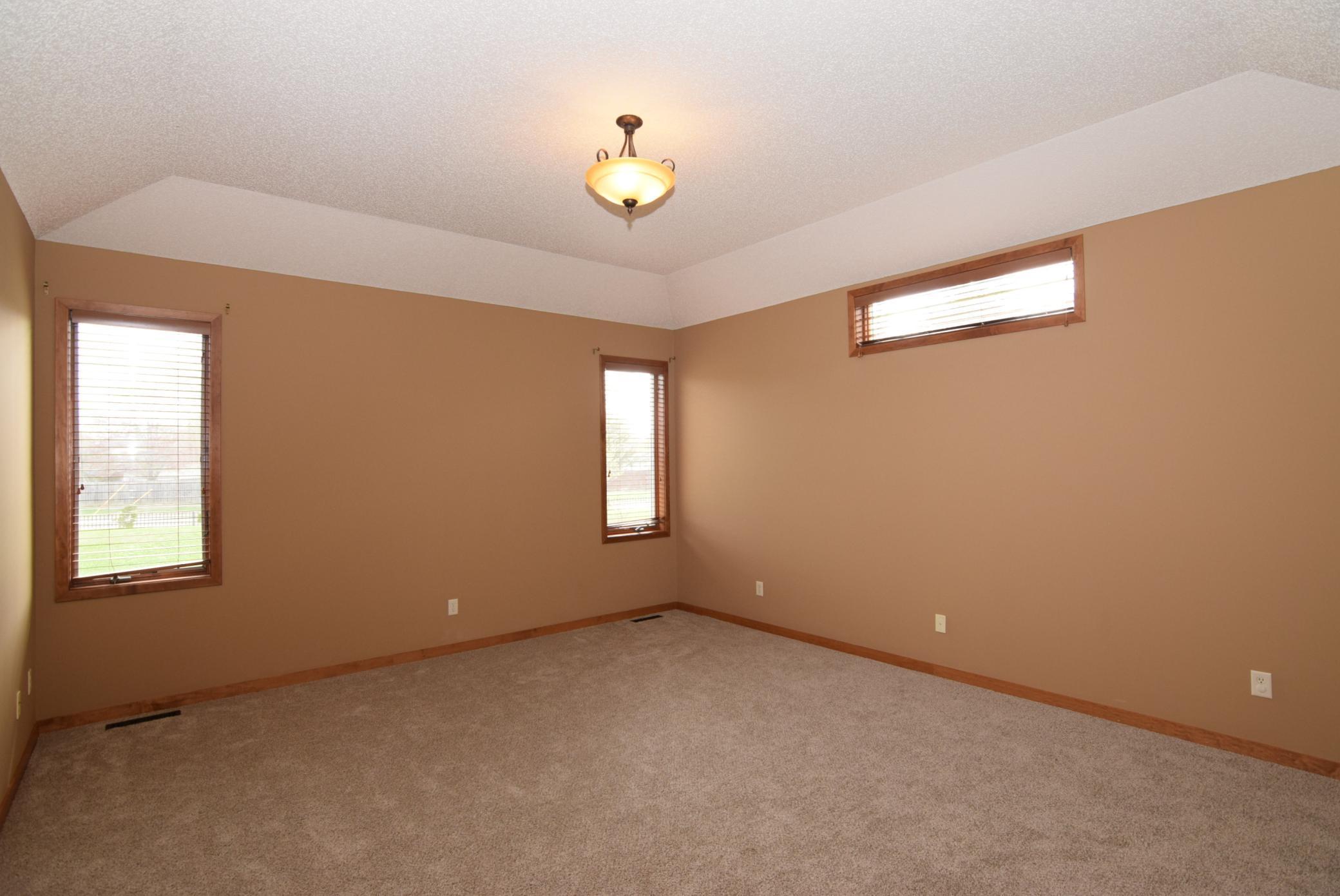 9521 Dunes Court, Cottage Grove, Minnesota image 13