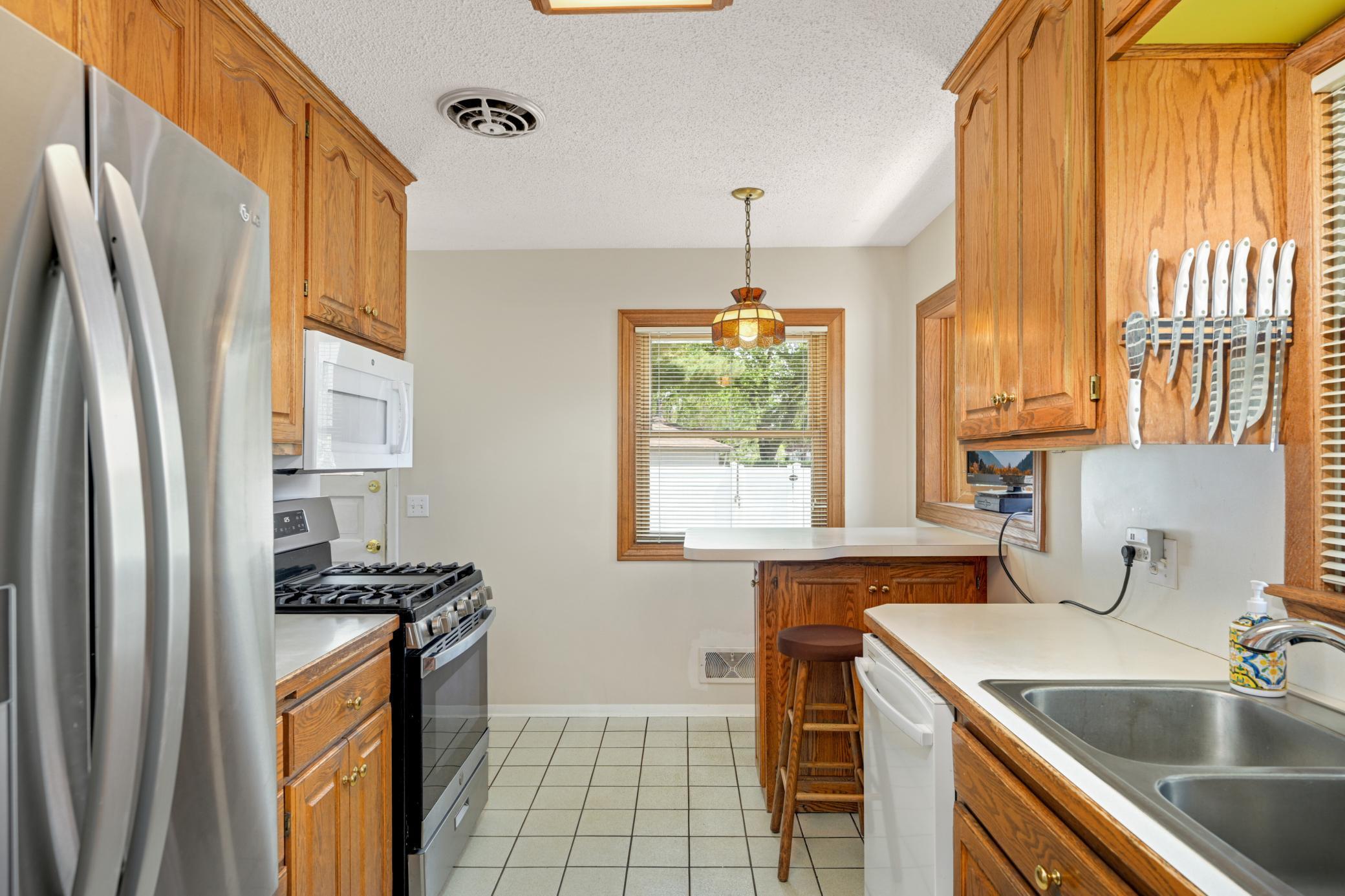 9137 13th Avenue, Minneapolis, Minnesota image 9