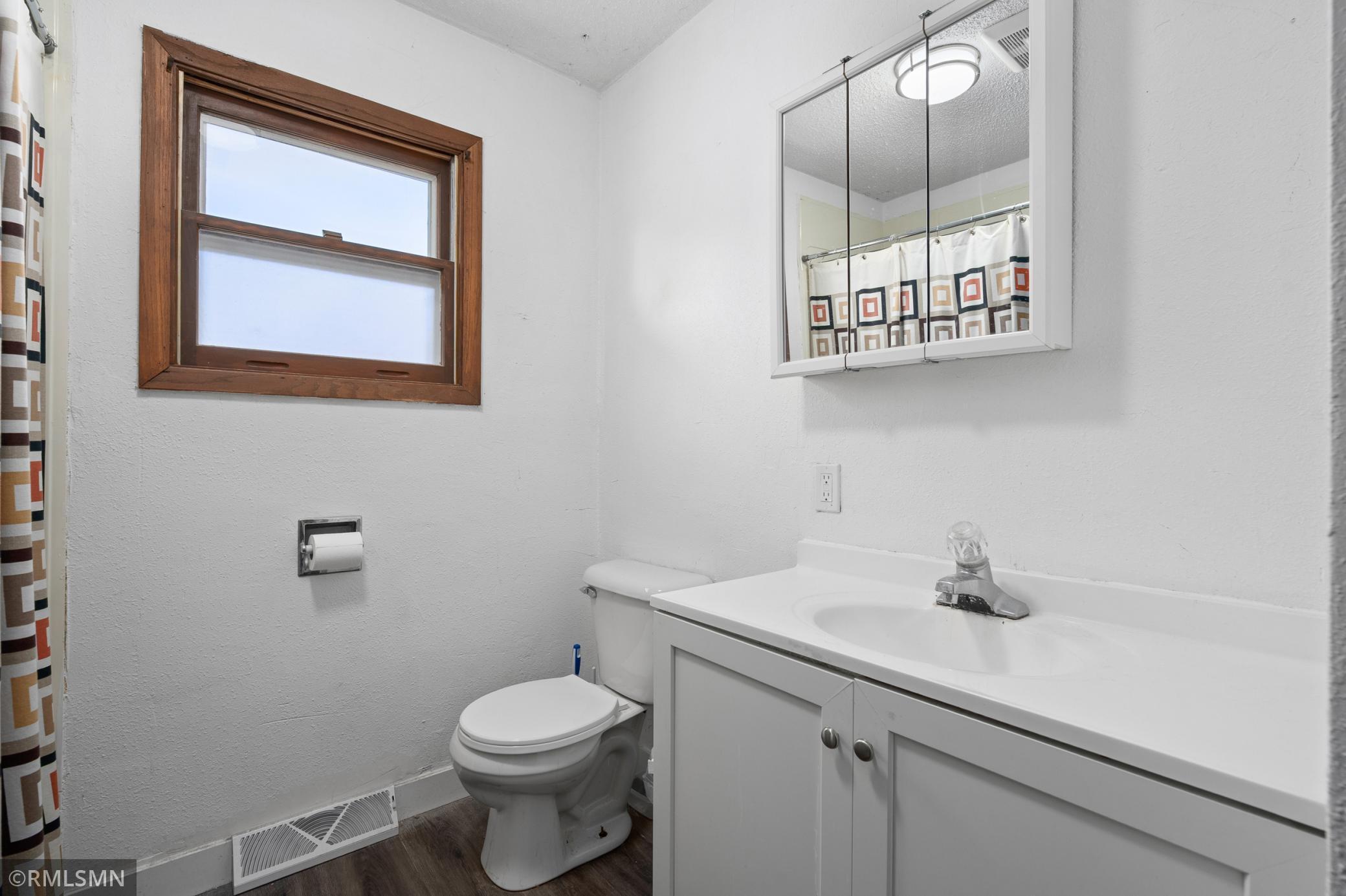 3374 Gerrard Avenue, Eau Claire, Wisconsin image 13
