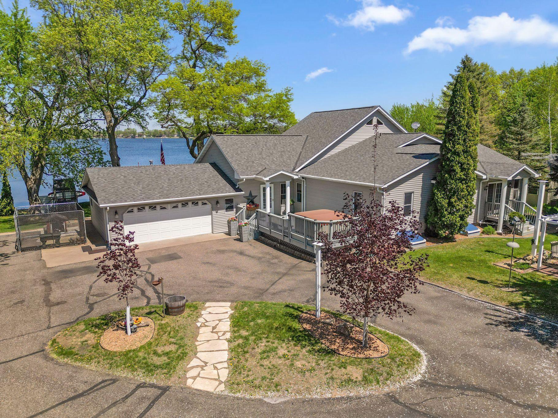 1823 313th Avenue, Cambridge, Minnesota image 4