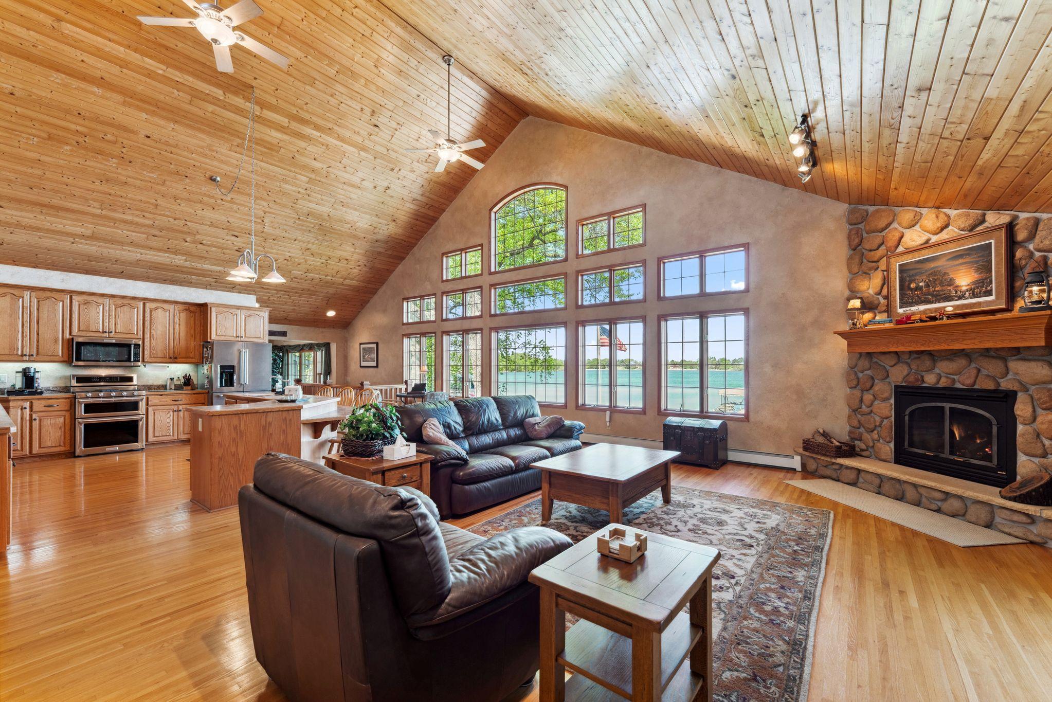 1823 313th Avenue, Cambridge, Minnesota image 20