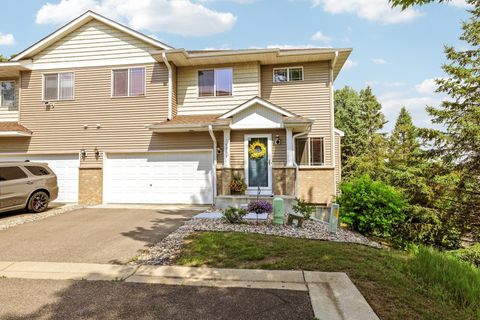 Townhouse For Sale - 14995 Chestnut Lane<br/> Savage, MN 55378