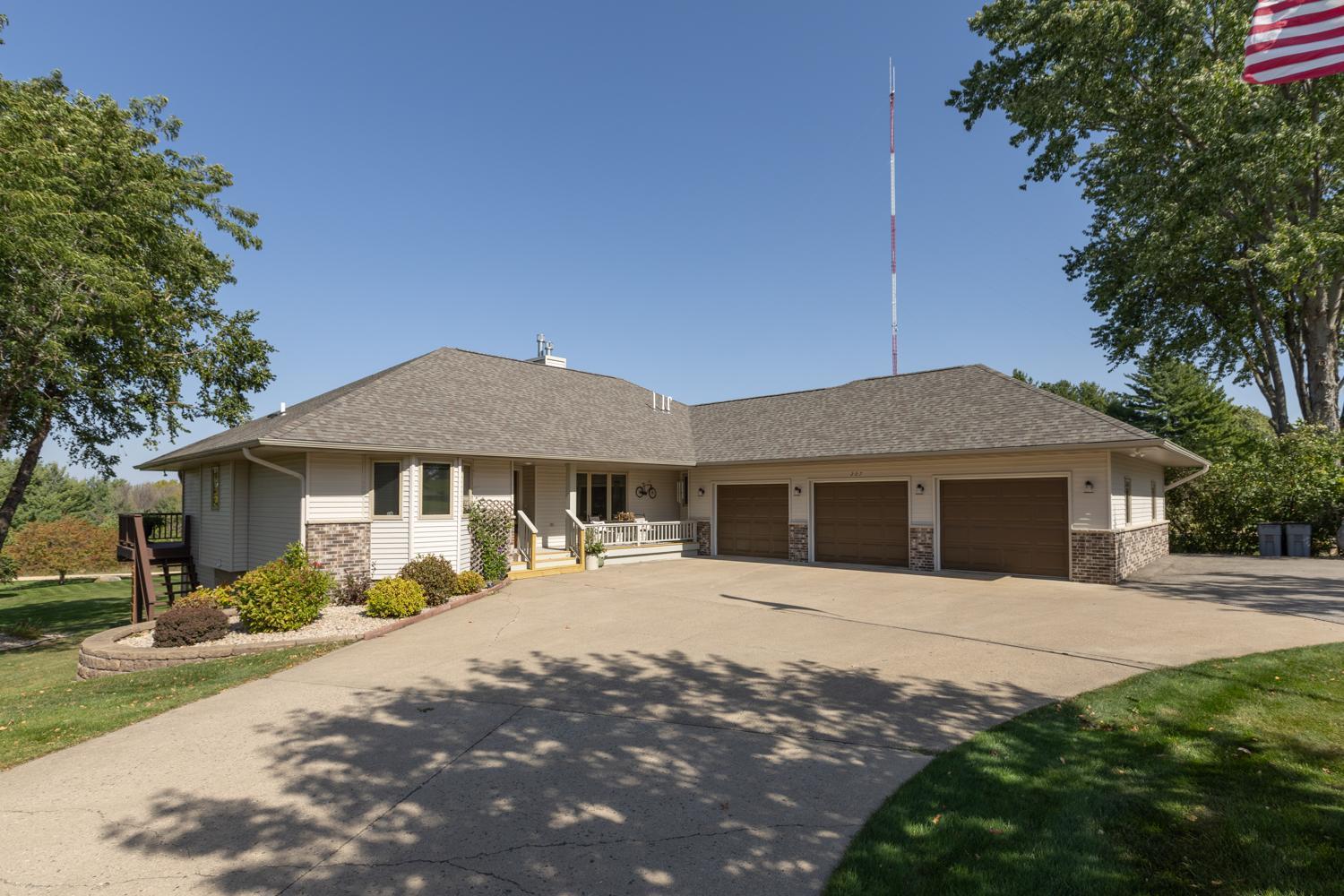 207 Skyline Heights, Wabasha, Minnesota image 1