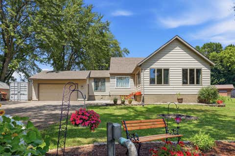 Homes For Sale - 5880 Elder Avenue<br/> Wright County, Maple Lake, MN 55358