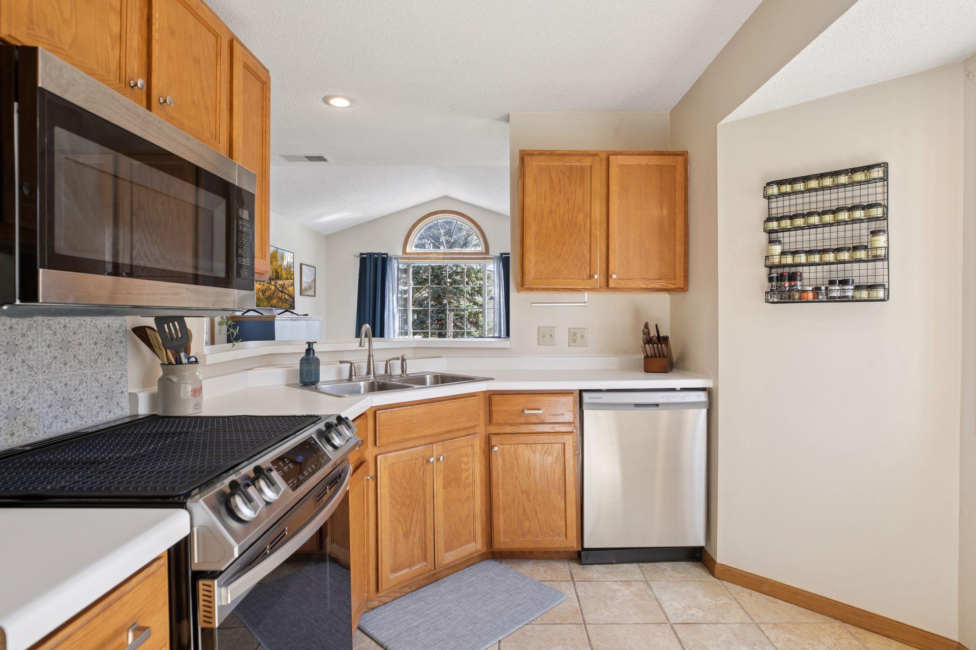 7289 Brittany Lane, Inver Grove Heights, Minnesota image 14
