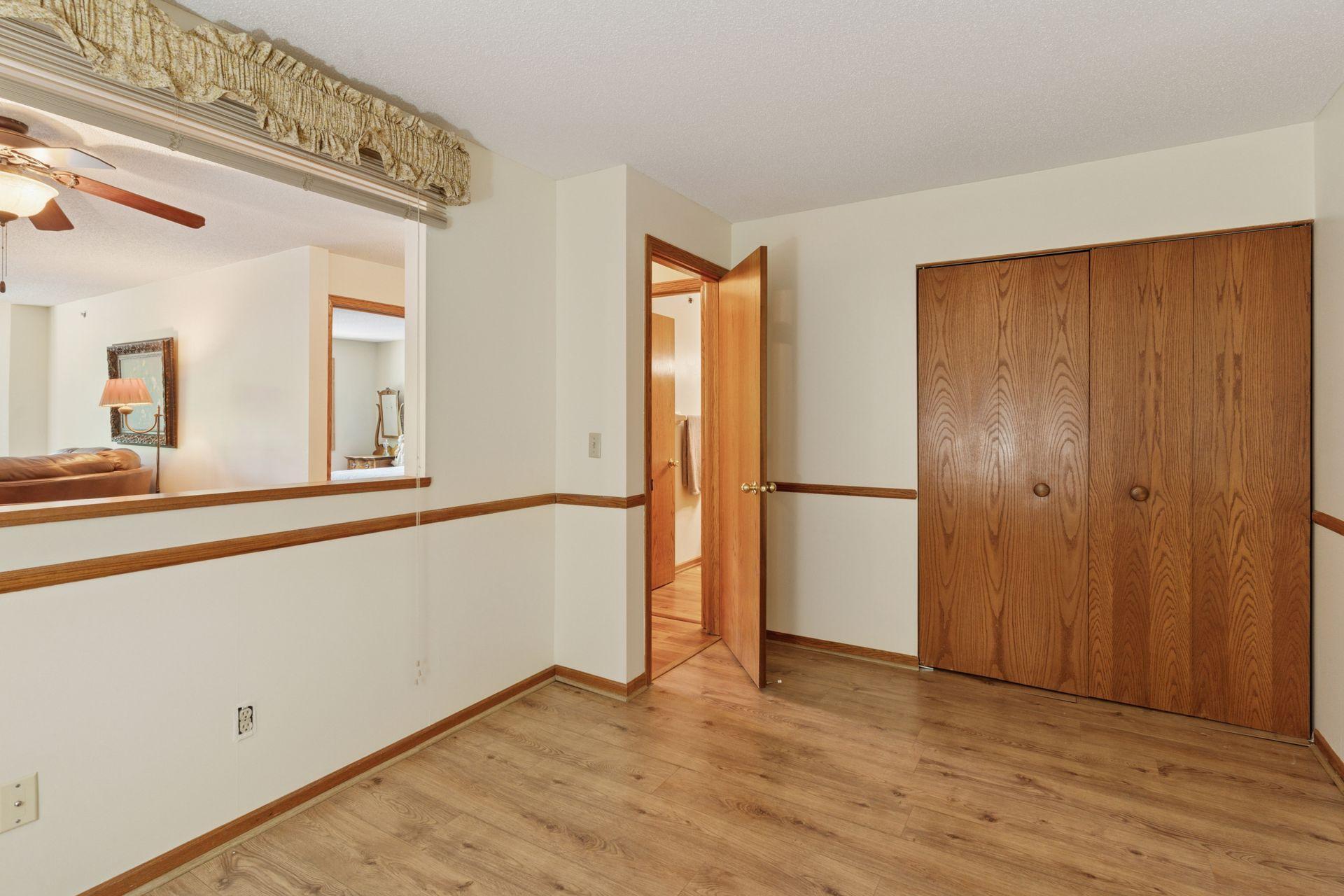 32 11th Avenue #204, Hopkins, Minnesota image 17