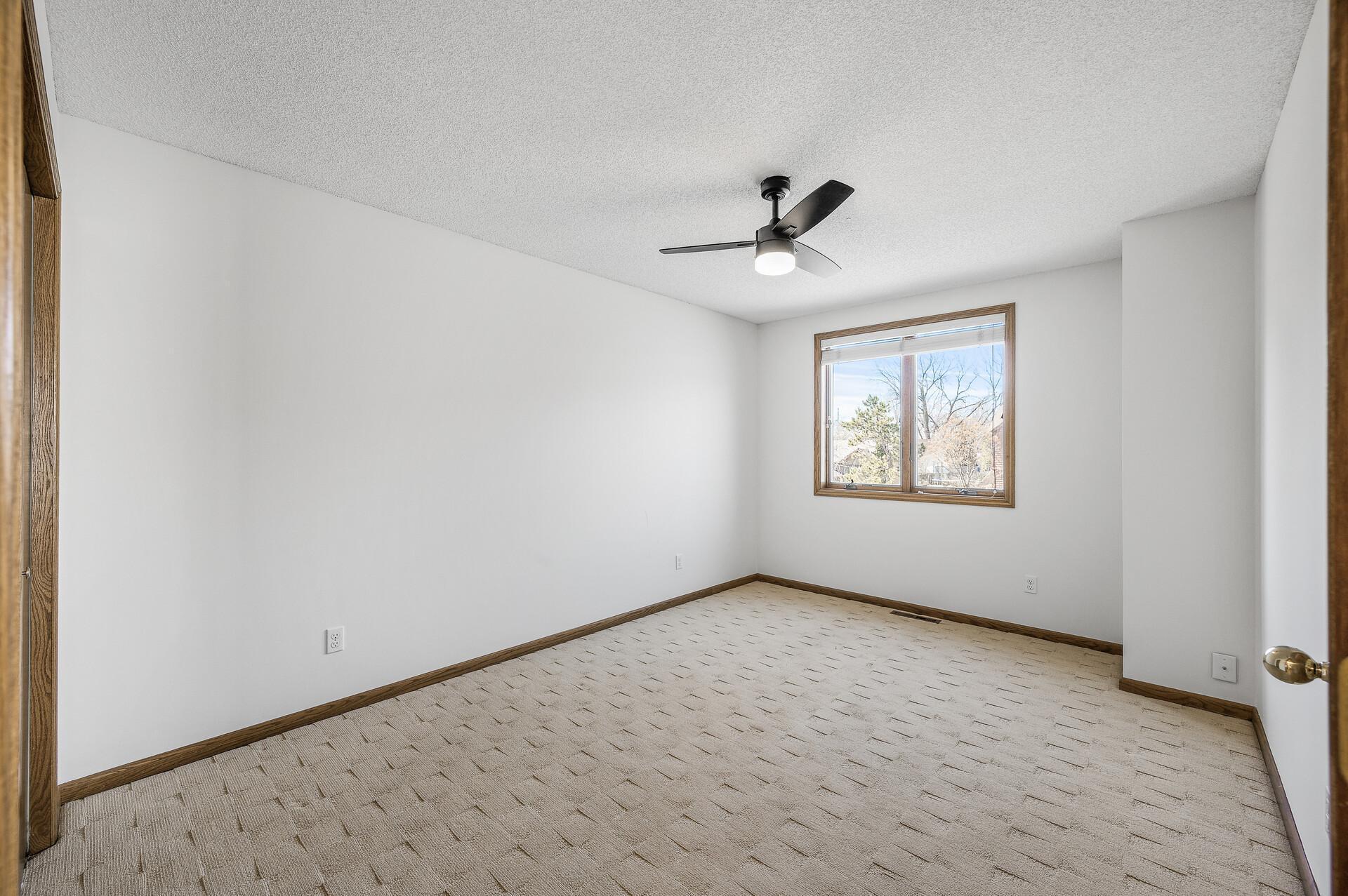 3782 Wescott Hills Drive, Eagan, Minnesota image 24