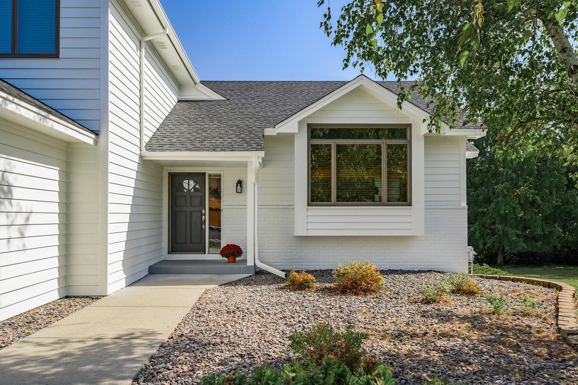 3782 Wescott Hills Drive, Eagan, Minnesota image 3
