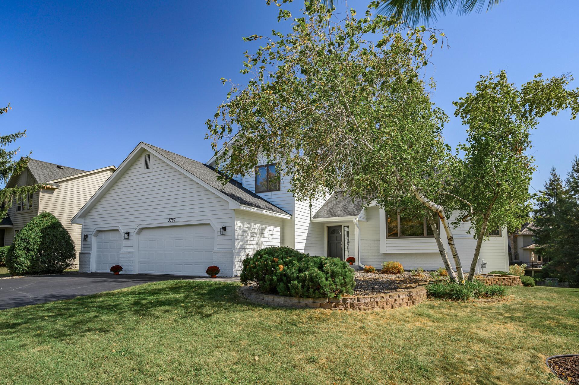 3782 Wescott Hills Drive, Eagan, Minnesota image 34