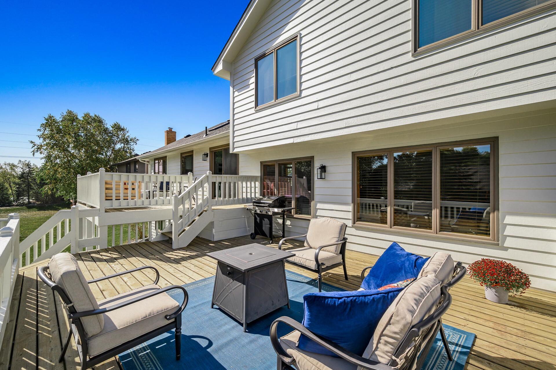 3782 Wescott Hills Drive, Eagan, Minnesota image 36
